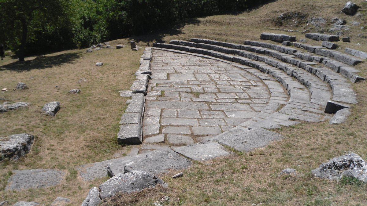Teatro romano di Iuvanum [Montenerodomo] - Montenerodomo